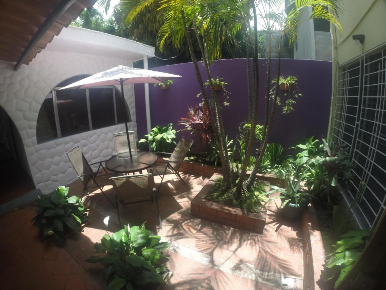 Hotel El Torogoz 2*
