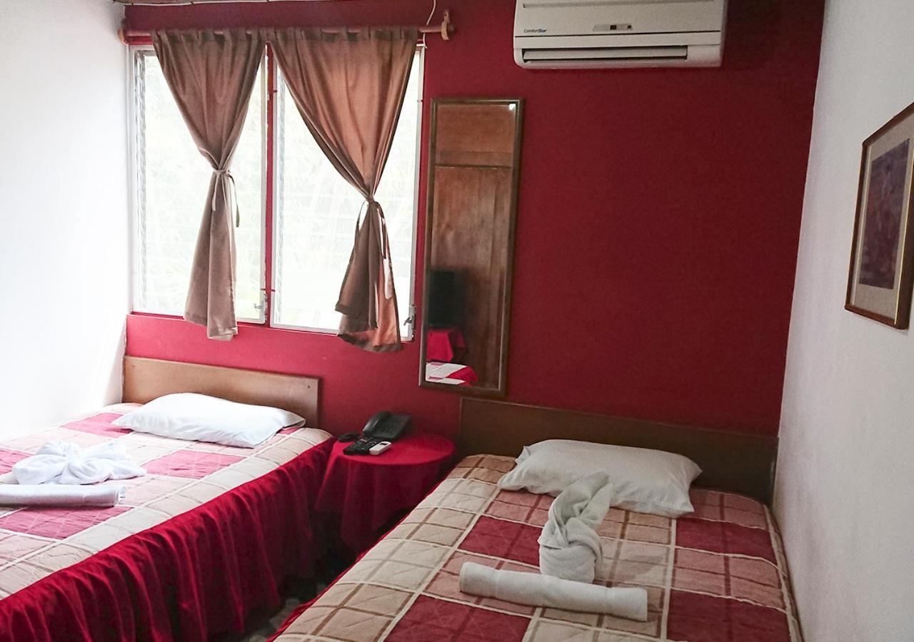 El Torogoz Hotel