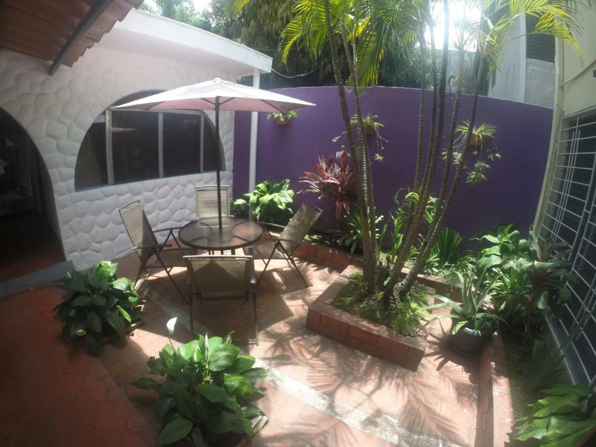 El Torogoz Hotel